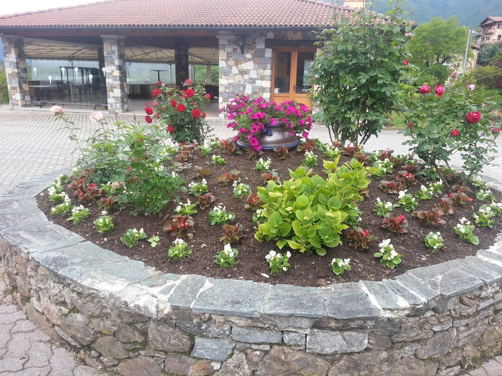 Hotel La Solitaria Carlazzo Eksteriør billede