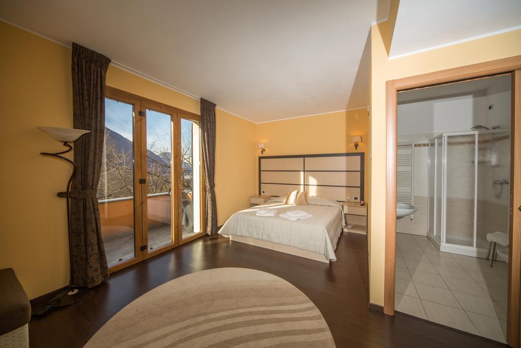 Hotel La Solitaria Carlazzo Eksteriør billede