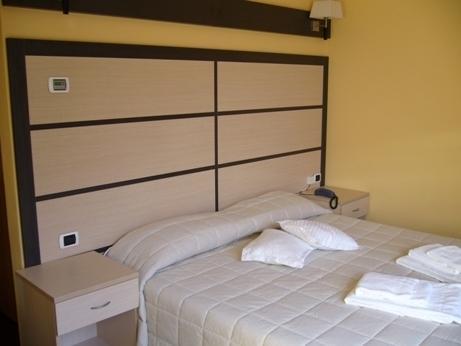 Hotel La Solitaria Carlazzo Eksteriør billede